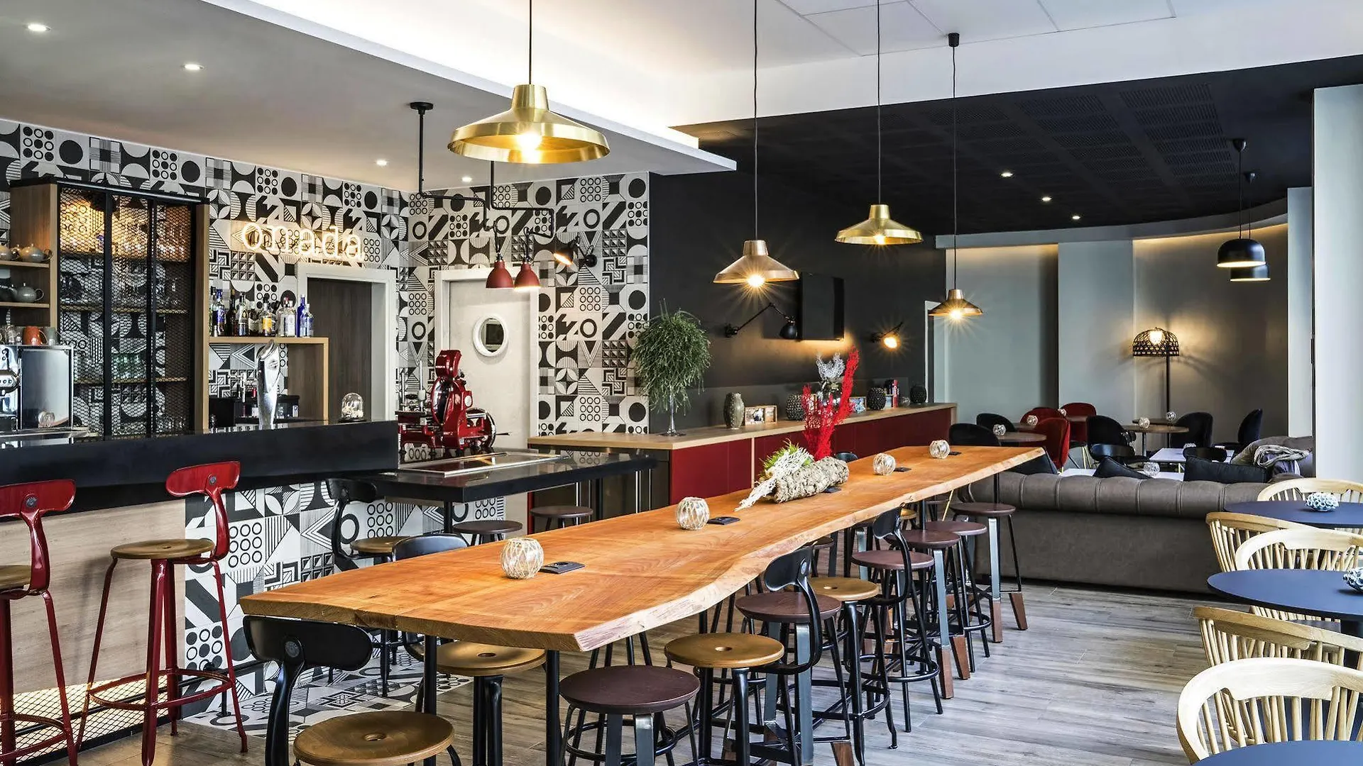 Ibis Styles Barcelona City Bogatell 2*,