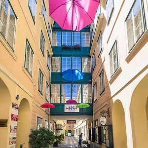 hotellátogatás