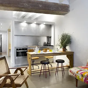 Apartment House Place, Barcelona
