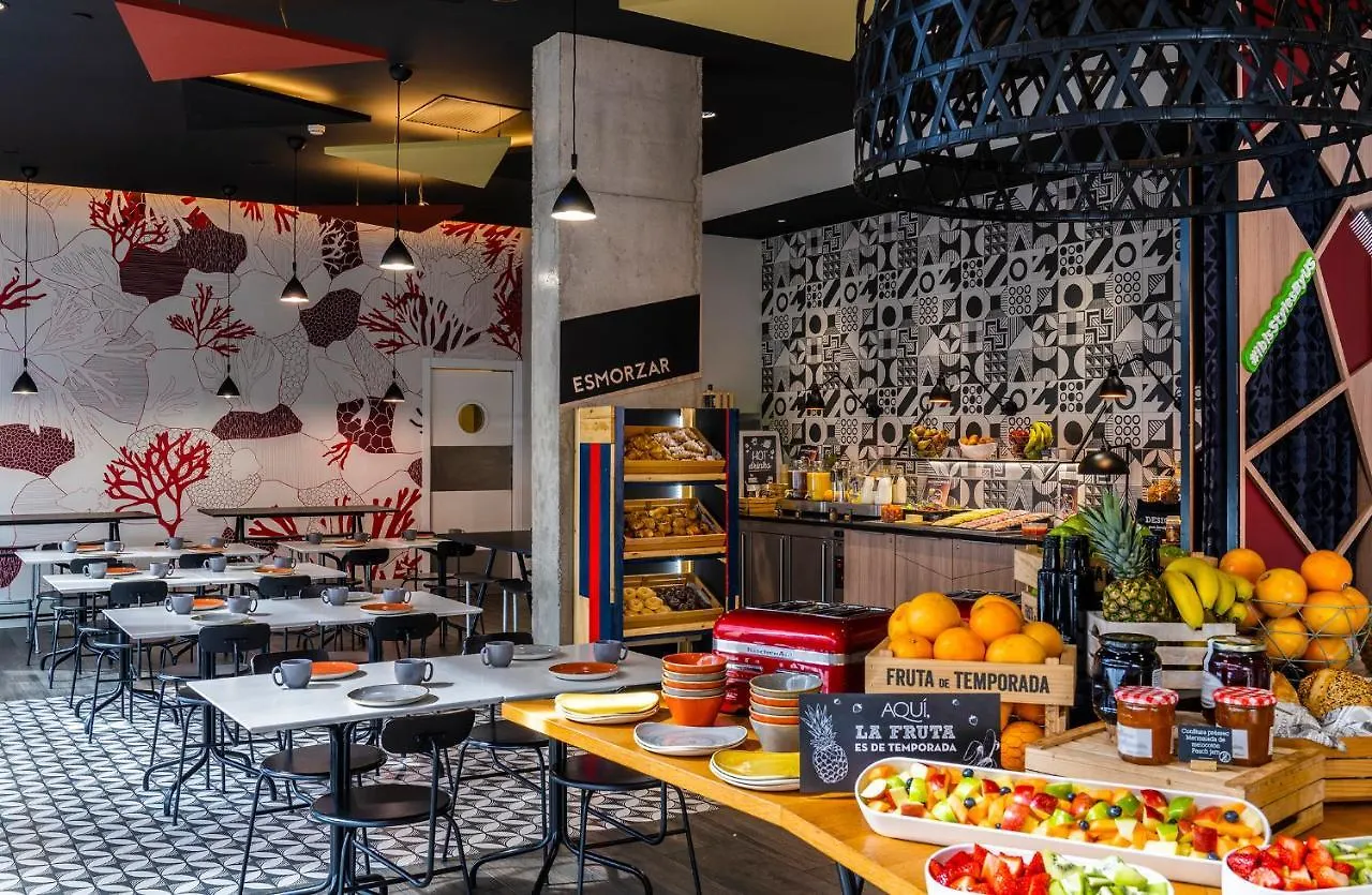 Ibis Styles Barcelona City Bogatell 2*,  Španělsko